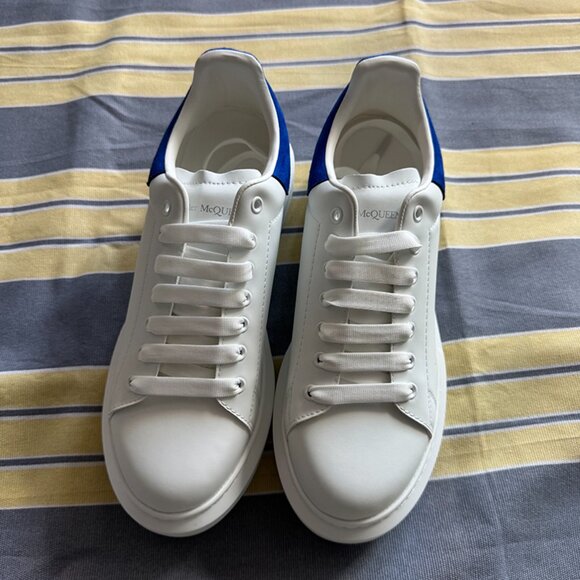 Alexander Mcqueen Oversized Low-Top Sneakers - Picture 4 of 11